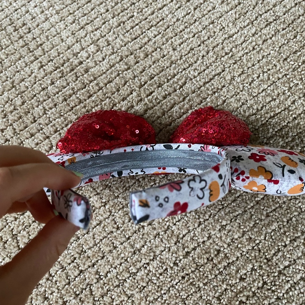 Disney Flower and Garden Ears - Picture 3 of 4